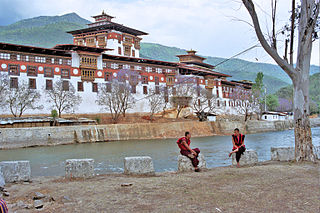 <span class="mw-page-title-main">Treaty of Punakha</span> 1910 treaty between Bhutan and British India