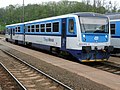 814 016 in Najbrt-Design im Bahnhof Mladá Boleslav