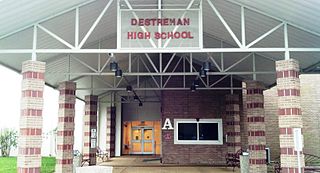 <span class="mw-page-title-main">Destrehan High School</span> Public school in Destrehan, Louisiana, United States