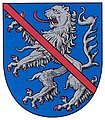 Gemeinde Rappweiler In Blau ein rotgezungter, rotbewehrter silberner Löwe, belegt mit einer roten Schrägrechtsleiste.[43]