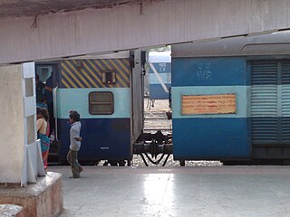 <span class="mw-page-title-main">Bandra Terminus–Bhavnagar Terminus Express</span> Train in India