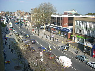 <span class="mw-page-title-main">Finchley</span> District of London, England