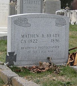 Tombo de Brady en la Congressional Cemetery