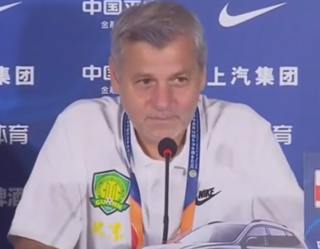 <span class="mw-page-title-main">Bruno Génésio</span> French footballer and manager (born 1966)