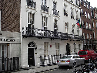 <span class="mw-page-title-main">Pratt's</span> Gentlemans club in London, England