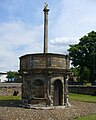 Prestonpans mercat cross.JPG