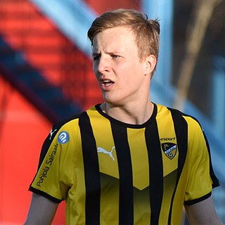 <span class="mw-page-title-main">Robert Ivanov</span> Finnish footballer (born 1994)