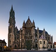 圣母大教堂（法语：Cathédrale Notre-Dame de Senlis）