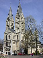 Restauratie van de Munsterkerk, Roermond . from 1863 until 1890 date QS:P,+1850-00-00T00:00:00Z/7,P580,+1863-00-00T00:00:00Z/9,P582,+1890-00-00T00:00:00Z/9 .