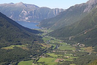 <span class="mw-page-title-main">Sunndal</span> Municipality in Møre og Romsdal, Norway