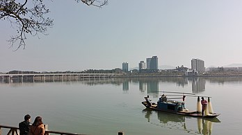 Cityscape of Yudu from Gong River.