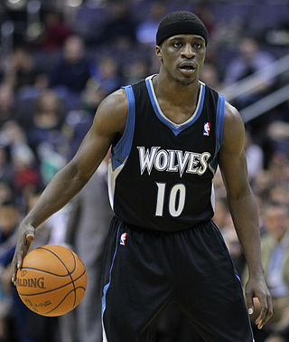 <span class="mw-page-title-main">Jonny Flynn</span> American basketball player (born 1989)