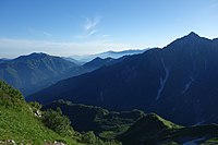 奥大日岳から見た毛勝三山と剱岳