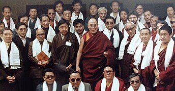 14th Dalai Lama of Tibet audience with Losang Thonden, Lodi Gyari Rinpoche and other Tibetans after the Education Conference for Tibetan language and Literature held in Dharamsala, India (1980).jpg