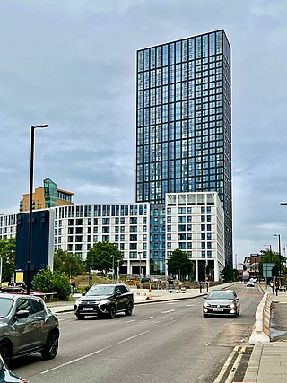 <span class="mw-page-title-main">Angel Gardens</span> Residential skyscraper in Manchester, England