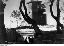 Atlantic Wall station at the mouth of the Adour river (1944) Bundesarchiv Bild 146-1984-023-15, Atlantikwall.jpg