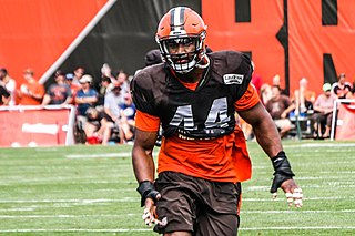 <span class="mw-page-title-main">Nate Orchard</span> American football player (born 1993)