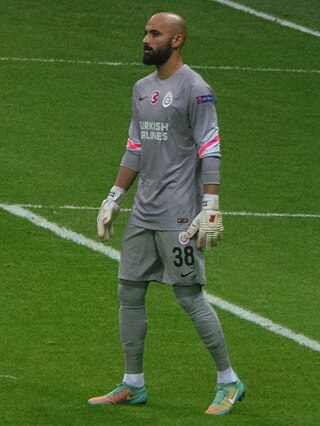 <span class="mw-page-title-main">Sinan Bolat</span> Turkish footballer (born 1988)