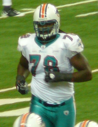 <span class="mw-page-title-main">Tony McDaniel</span> American football player (born 1985)