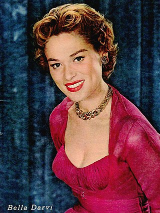 <span class="mw-page-title-main">Bella Darvi</span> Polish actress (1928–1971)