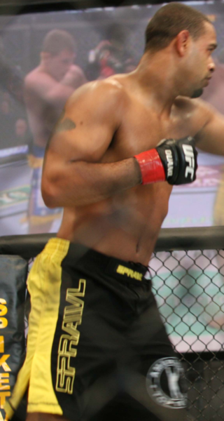 <span class="mw-page-title-main">Jorge Santiago</span> Brazilian mixed martial arts fighter