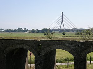 Oude en nieuwe Rijnbrug