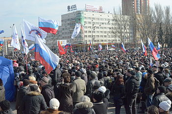 9 mars 2014 : Manifestation pro-russe à Donetsk.