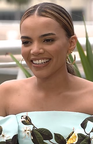 <span class="mw-page-title-main">Leslie Grace</span> American singer and actress (born 1995)