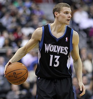 <span class="mw-page-title-main">Luke Ridnour</span> American basketball player