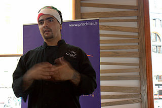 <span class="mw-page-title-main">Aarón Sánchez (chef)</span> Mexican chef and television personality