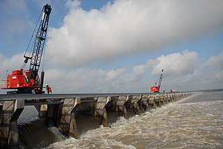 <span class="mw-page-title-main">Bonnet Carré Spillway</span> Flood control operation in the Lower Mississippi Valley, US