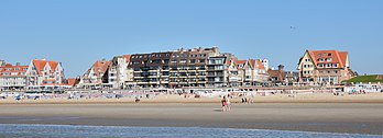 La plage du Coq (Flandre-Occidentale). (définition réelle 7 313 × 2 658)