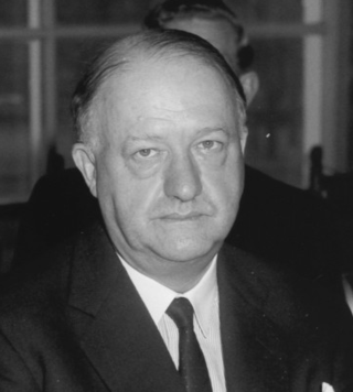 <span class="mw-page-title-main">Rab Butler</span> British politician (1902–1982)