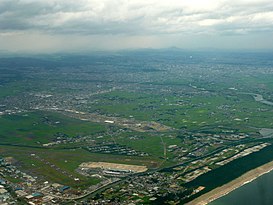 Toàn cảnh vùng đồng bằng Sendai, trải rộng ra là vùng đô thị Sendai thuộc tỉnh Miyagi.