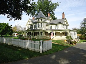 Queen Anne style house