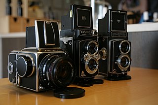 <span class="mw-page-title-main">Medium format</span> Photographic cameras with an aspect ratio in the range of about four to ten centimeters edge length