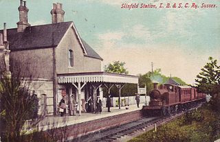 <span class="mw-page-title-main">Slinfold railway station</span> Former railway station in England