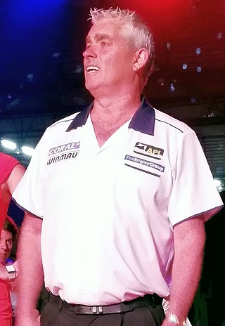 <span class="mw-page-title-main">Steve Beaton</span> English darts player