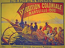 Affiche en couleur montrant des Africains sur un bateau à voile, le port de Marseille se dessinant en ombre à l'arrière-plan.