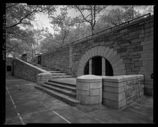 Detail of staircase and arch of Riverside Park Promenade over railroad at West 102nd Street, looking northeast. - Henry Hudson Parkway, Extending 11.2 miles from West 72nd Street to HAER NY-334-24.tif