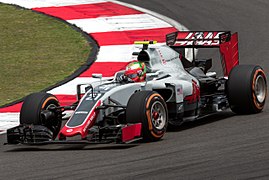 Esteban Gutierrez 2016 Malaysia FP3.jpg