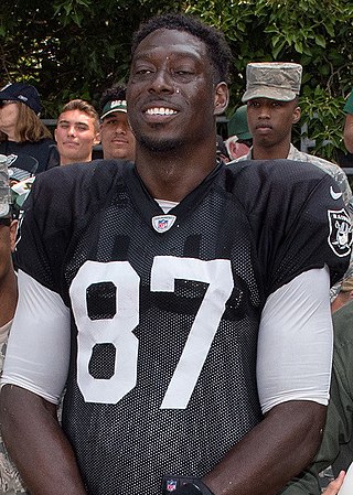 <span class="mw-page-title-main">Jared Cook</span> American football player (born 1987)