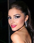 Olivia Culpo portrait.jpg