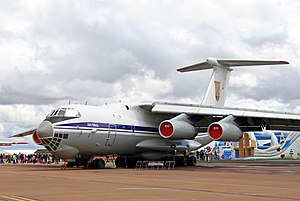 Sebuah Ilyushin Il-76M