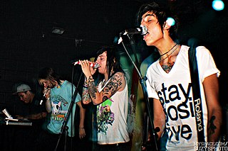 <span class="mw-page-title-main">Breathe Carolina</span> American electronic music duo