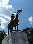 Estatua de Atatürk en el centro