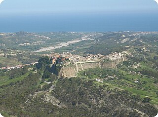 <span class="mw-page-title-main">Caulonia</span> Comune in Calabria, Italy