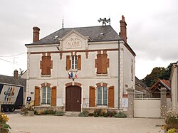 Skyline of Saint-Péravy-la-Colombe