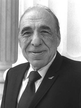 <span class="mw-page-title-main">Henry B. González</span> American politician (1916–2000)