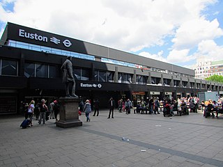 <span class="mw-page-title-main">Euston railway station</span> Central London railway terminus